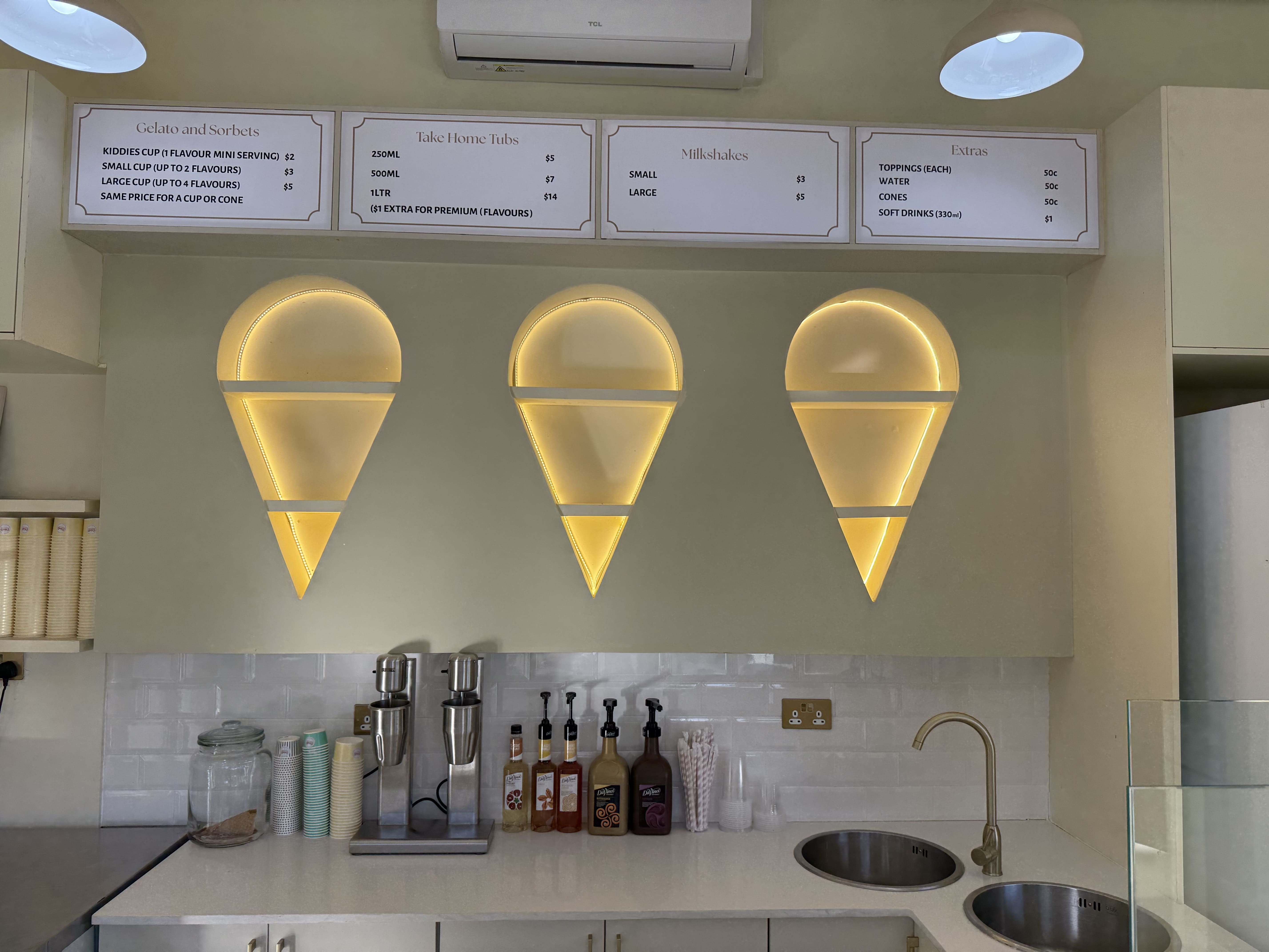 Dolcetti Redan menu wall